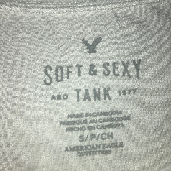 Tank top bundle - Picture 4 of 5